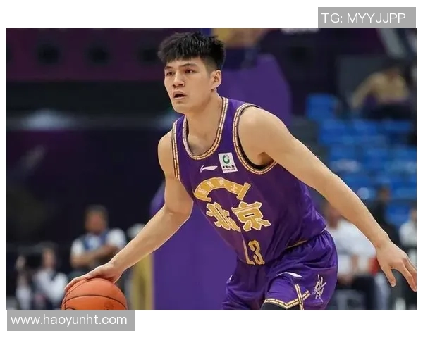 陈国豪贡献18分14篮板管子煜荣膺MVPCBA星锐二年级队遭大学生联队逆转