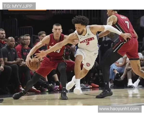 阿德巴约砍下30分坎宁安三双助活塞绝杀热火终结连败